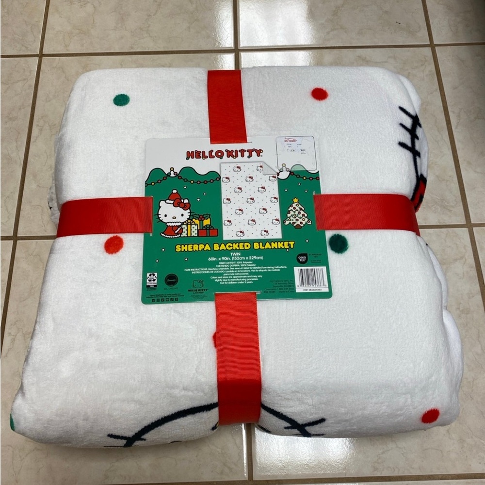 Hello Kitty Blanket